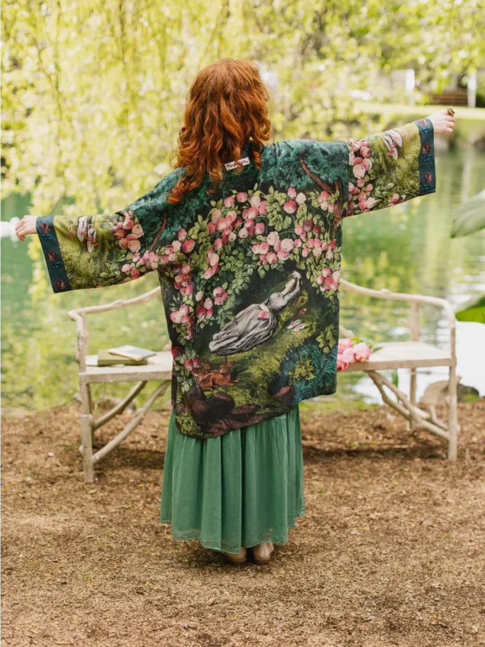 Market of Stars ✨ The Dreamer Matinée Duster with Roses & Rabbits - Picture 14 of 16
